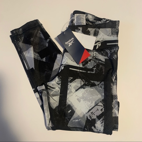 Rebook Workout MYT AOP Leggings - Picture 4 of 6